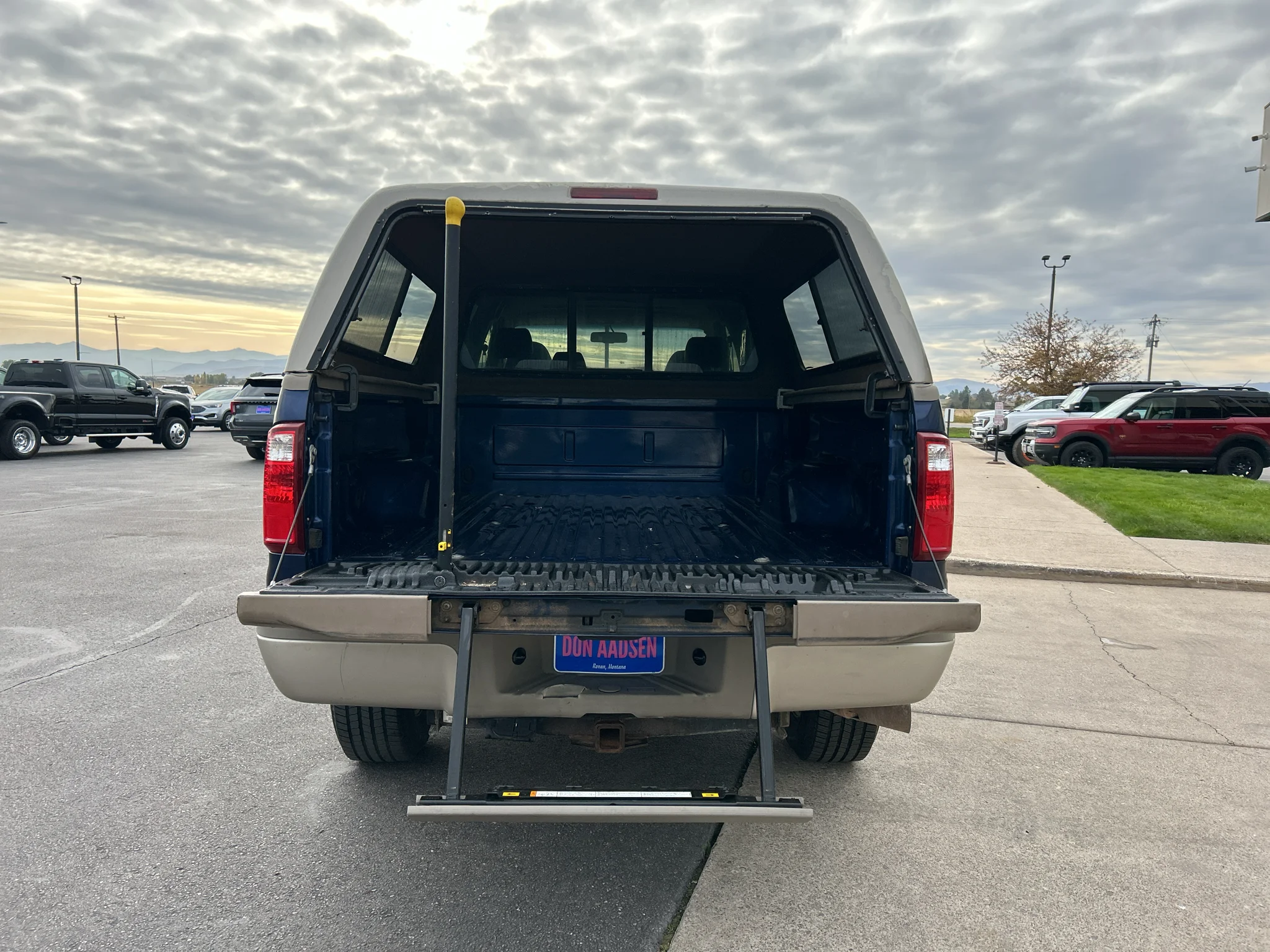 Used 2008 Dark Blue Pearl Clearcoat Metallic Ford King Ranch image 24