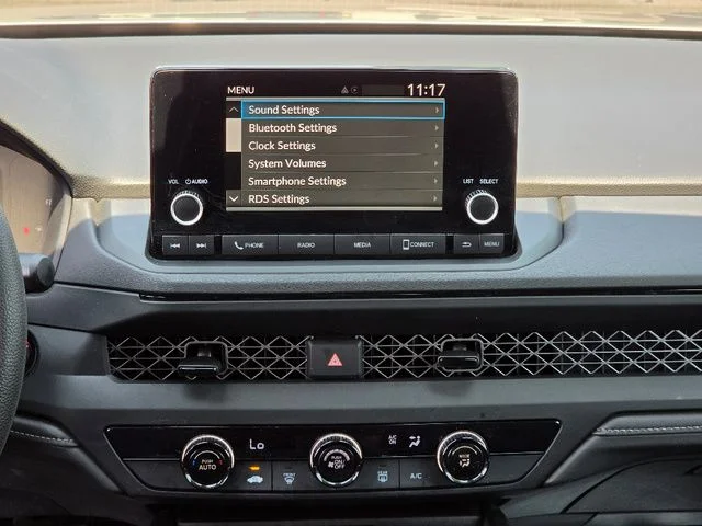 2025 Honda Accord LX - Photo 27