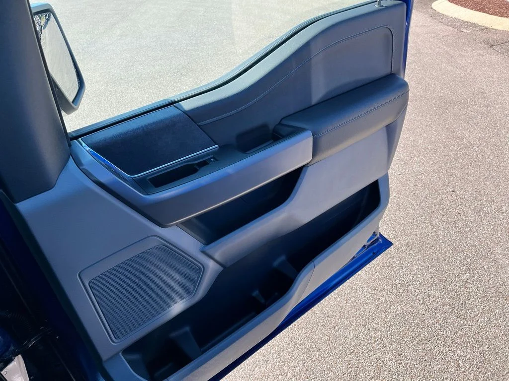 New 2026 Blue Ford XLT image 14