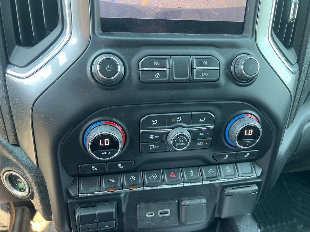 2020 Chevrolet Silverado 1500 RST - Photo 12