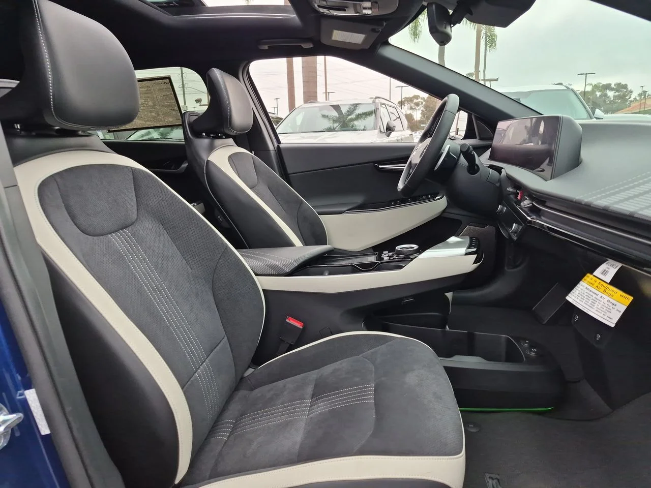 Certified Used 2022 Yacht Blue Kia GT-Line image 29