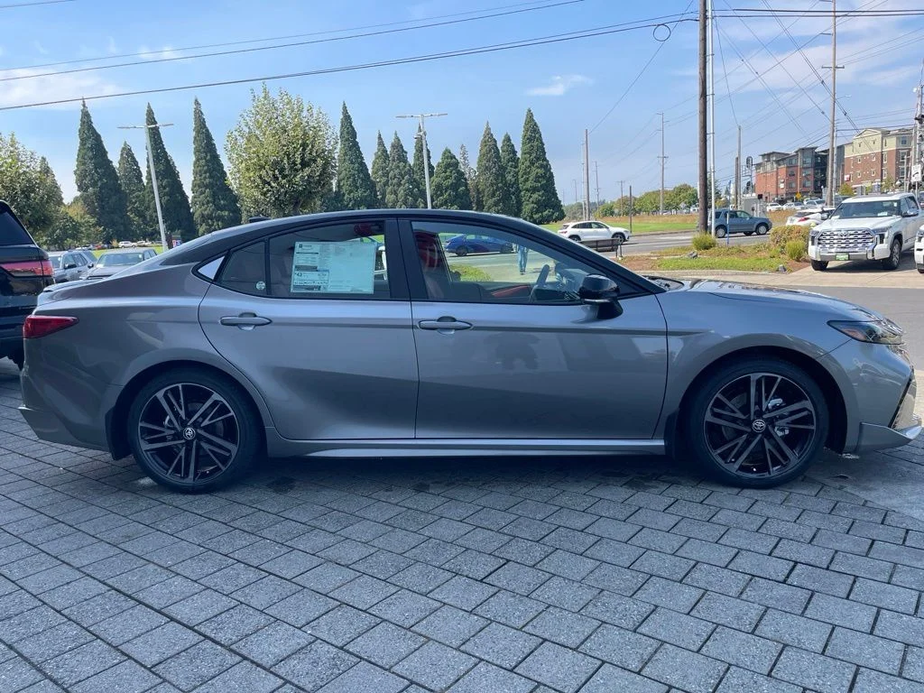 New 2026 Heavy Metal with Midnight Black Metallic roof Toyota XSE image 6