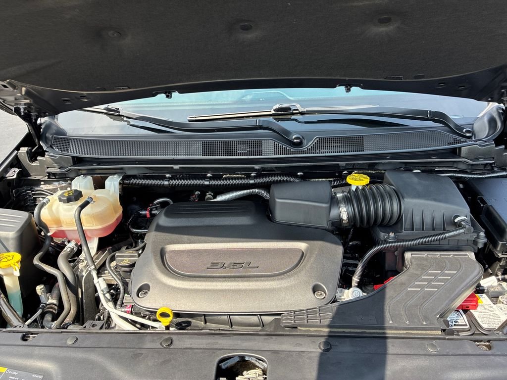 Used 2022 Gray Chrysler Touring image 17