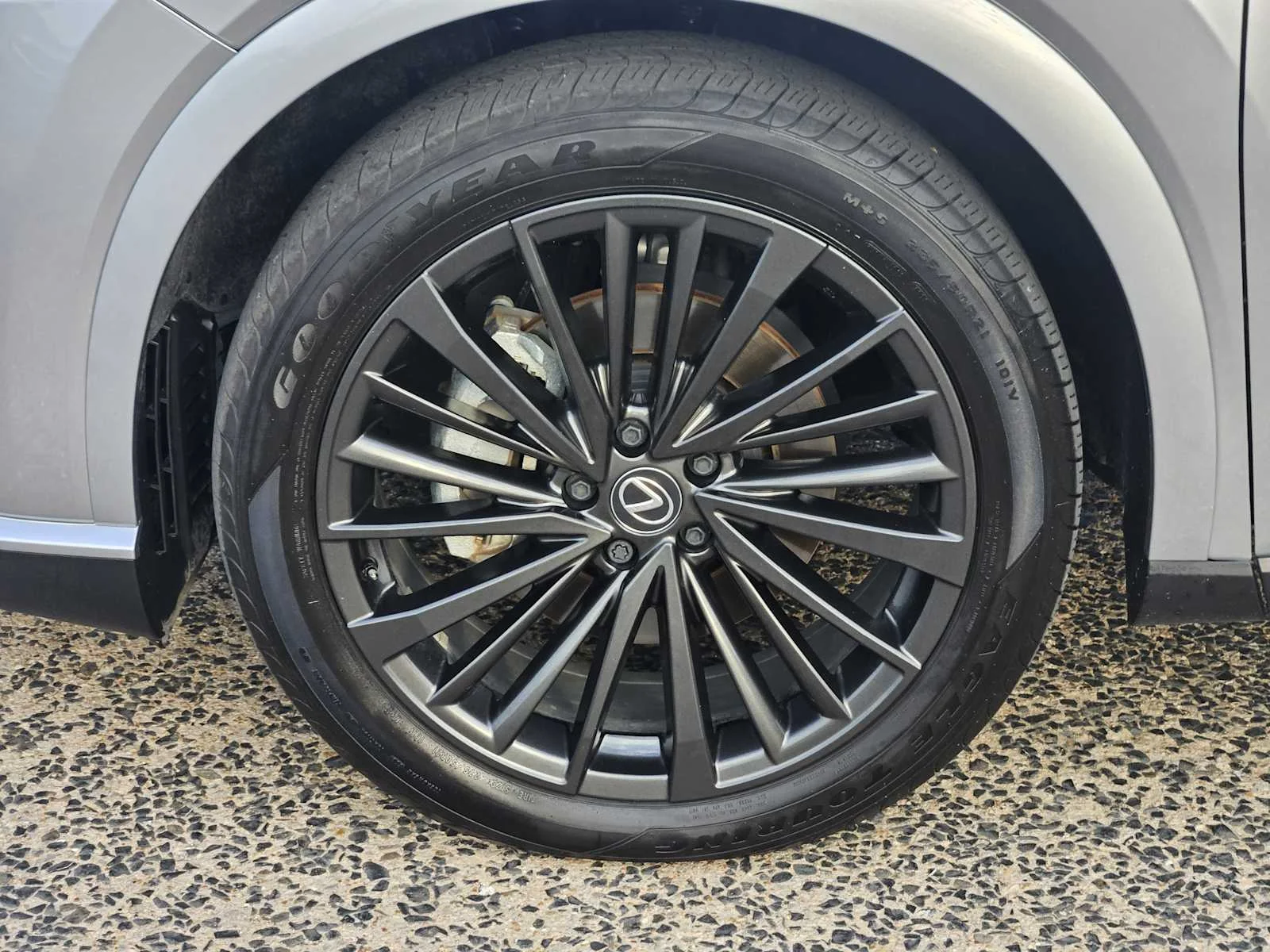Certified Used 2025 IRIDIUM Lexus Premium image 7