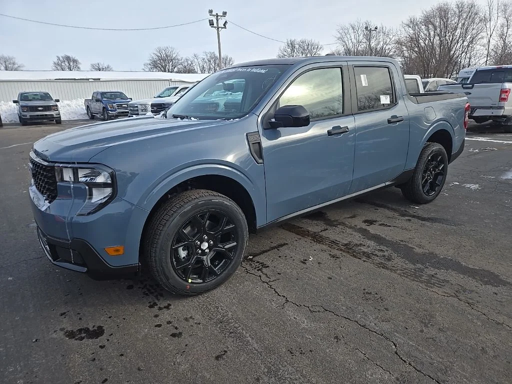 New 2026 Azure Gray Metallic Tri-Coat Ford XLT image 2