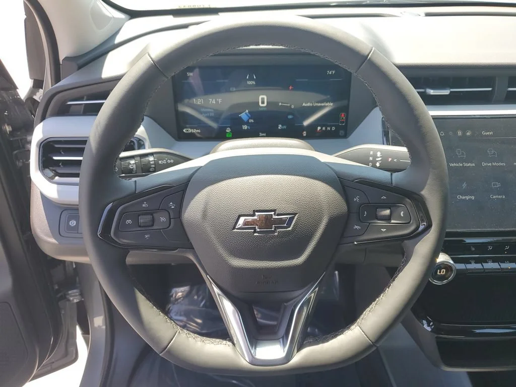 2027 Chevrolet Bolt LT - Photo 26