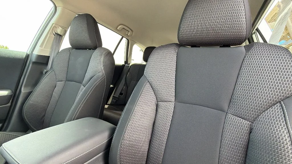 Used 2025 Crystal White Pearl Subaru Premium image 11