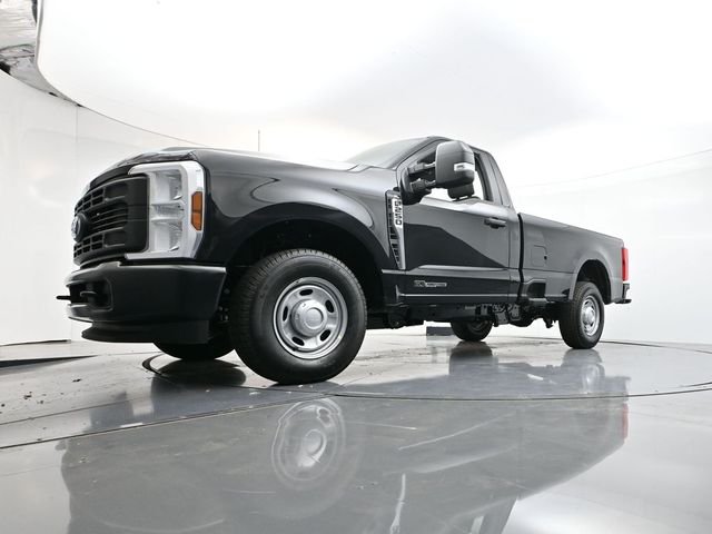 Used 2026 Black Ford XL image 28