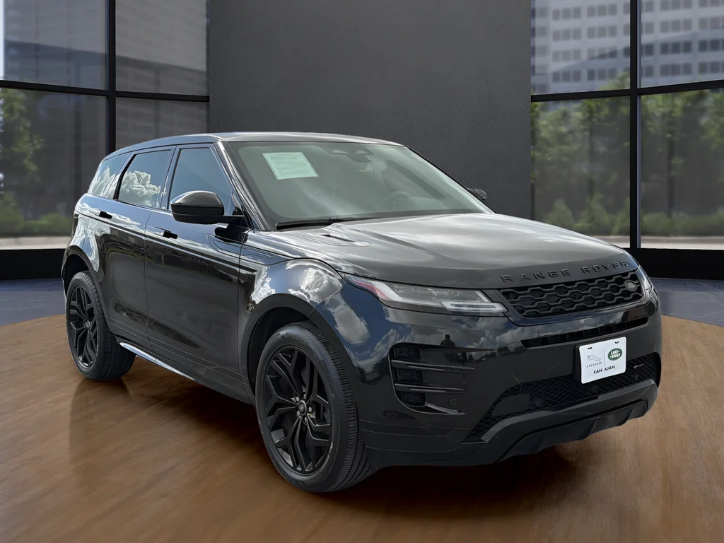 Used 2022 Black Land Rover Dynamic image 10