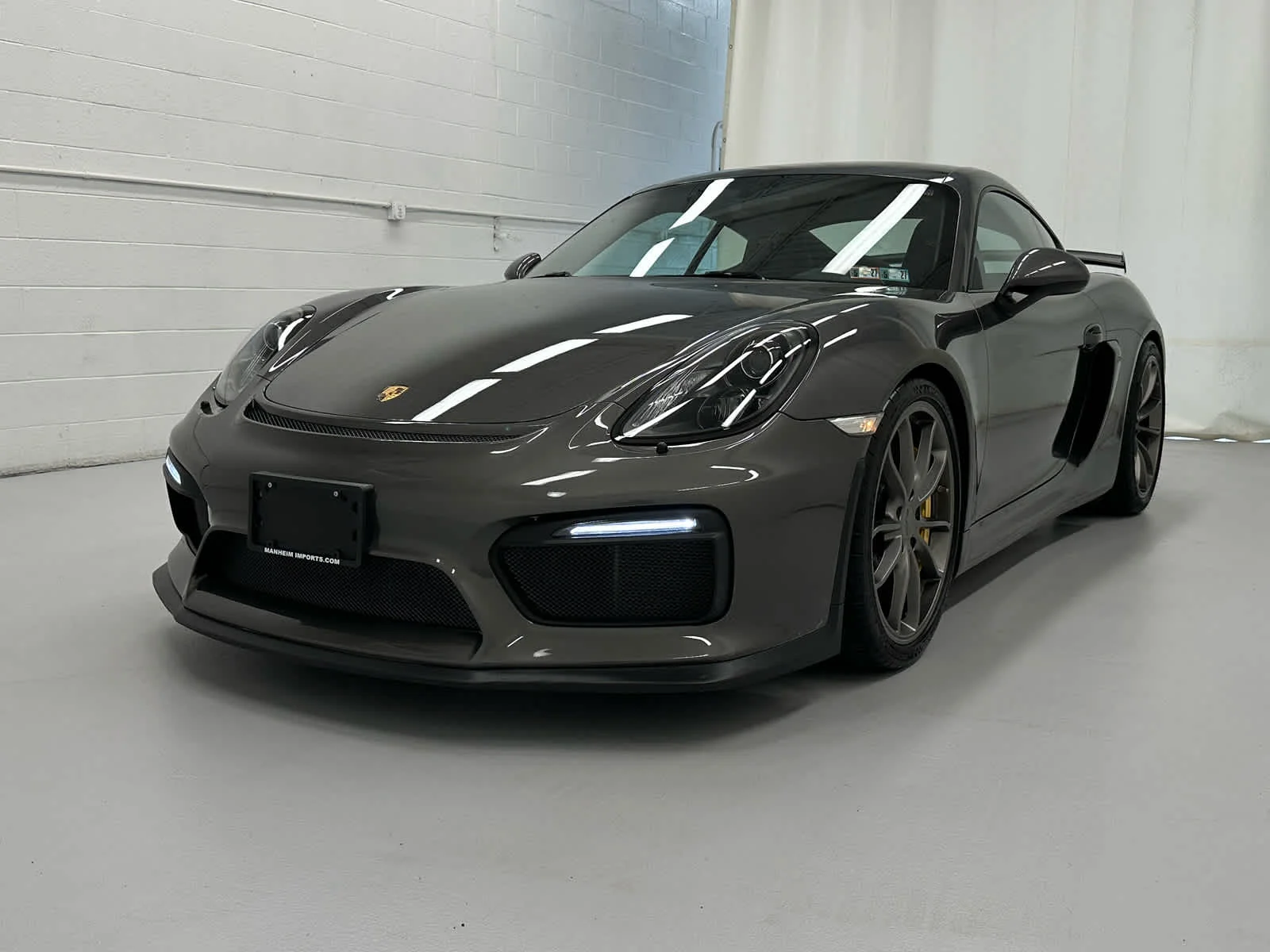 Used 2016 Agate Gray Metallic Porsche GT4 image 3