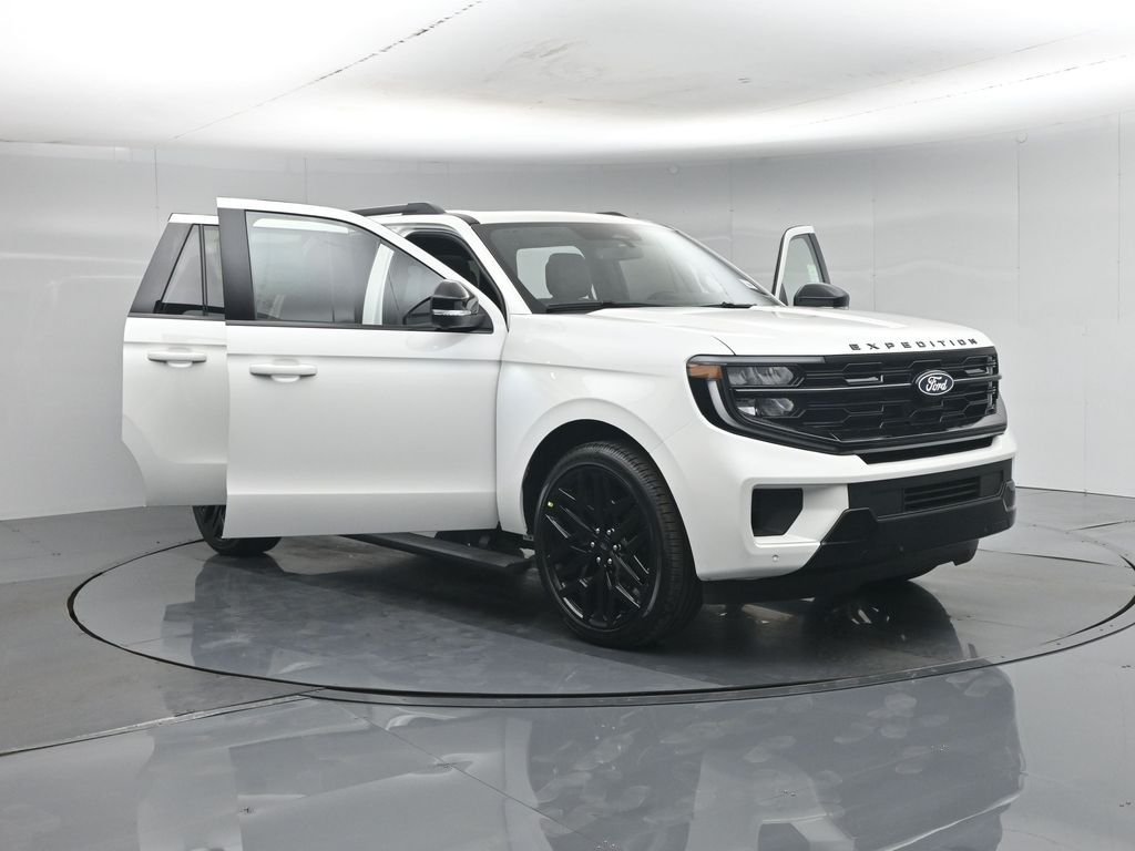 New 2027 White Ford Platinum image 36