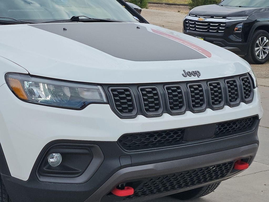Used 2025 White Jeep Trailhawk image 7