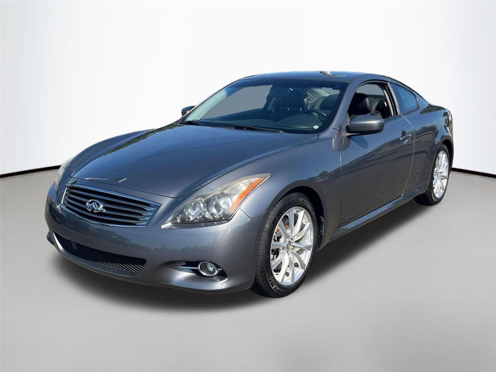 Used 2012 Graphite Shadow INFINITI Journey image 9