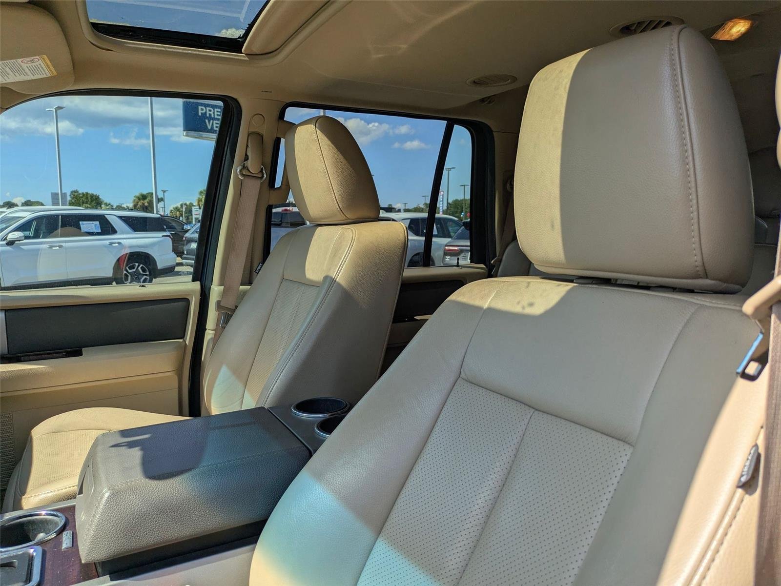 Used 2012 Dark Blue Pearl Metallic Ford XLT image 14
