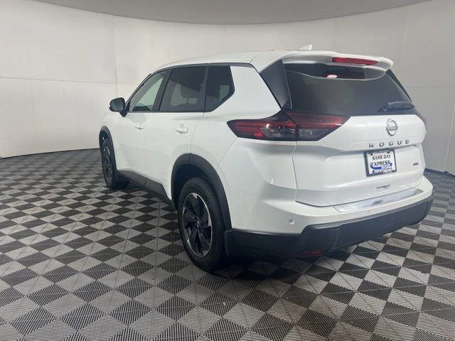 2025 Nissan Rogue SV - Photo 6