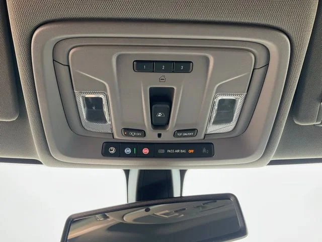 Used 2021 White Chevrolet LTZ image 16