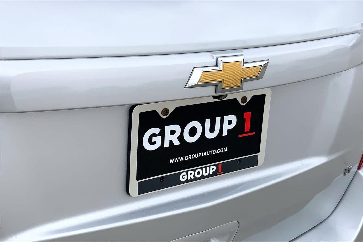 Used 2019 Silver Ice Metallic Chevrolet LT image 30