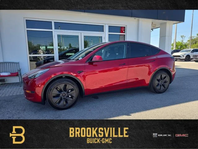 2025 Tesla Model Y Long Range Rear Wheel Drive's photo