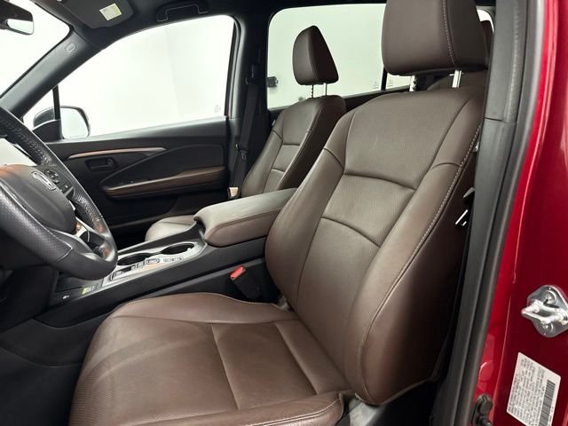 Used 2025 Red Honda EX-L image 16
