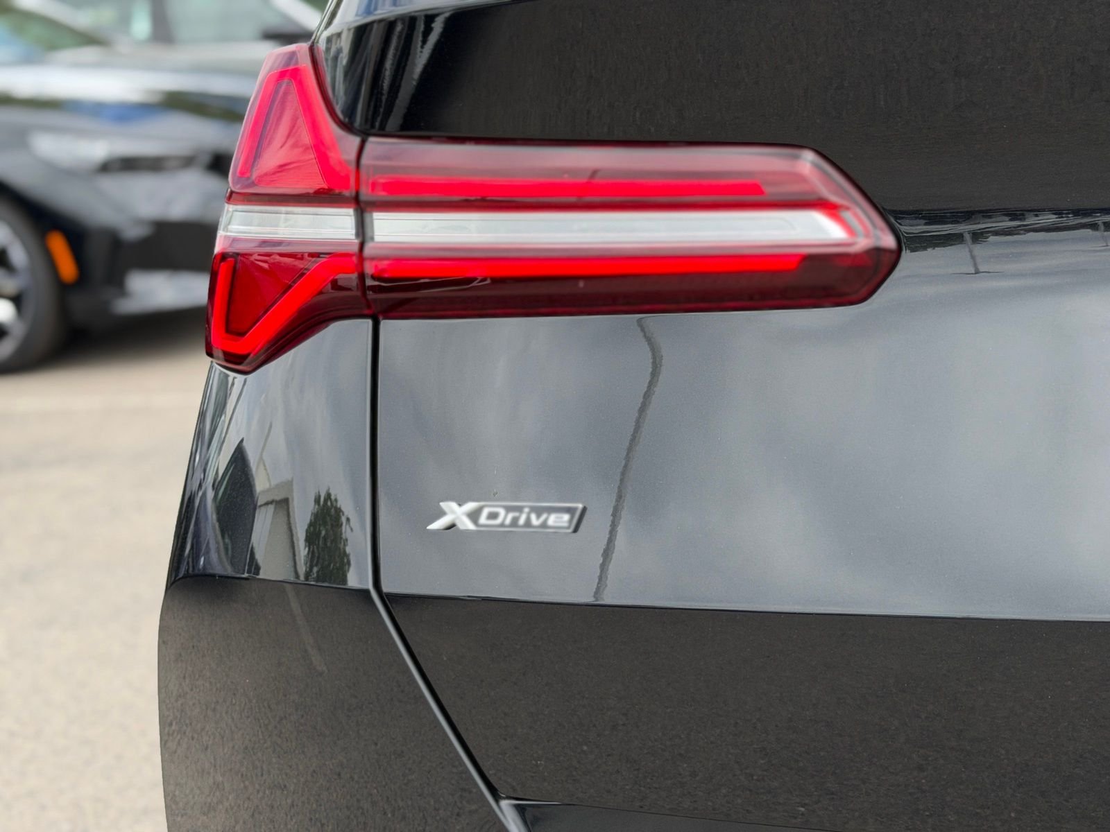 New 2026 Black Sapphire Metallic BMW 30 xDrive image 14