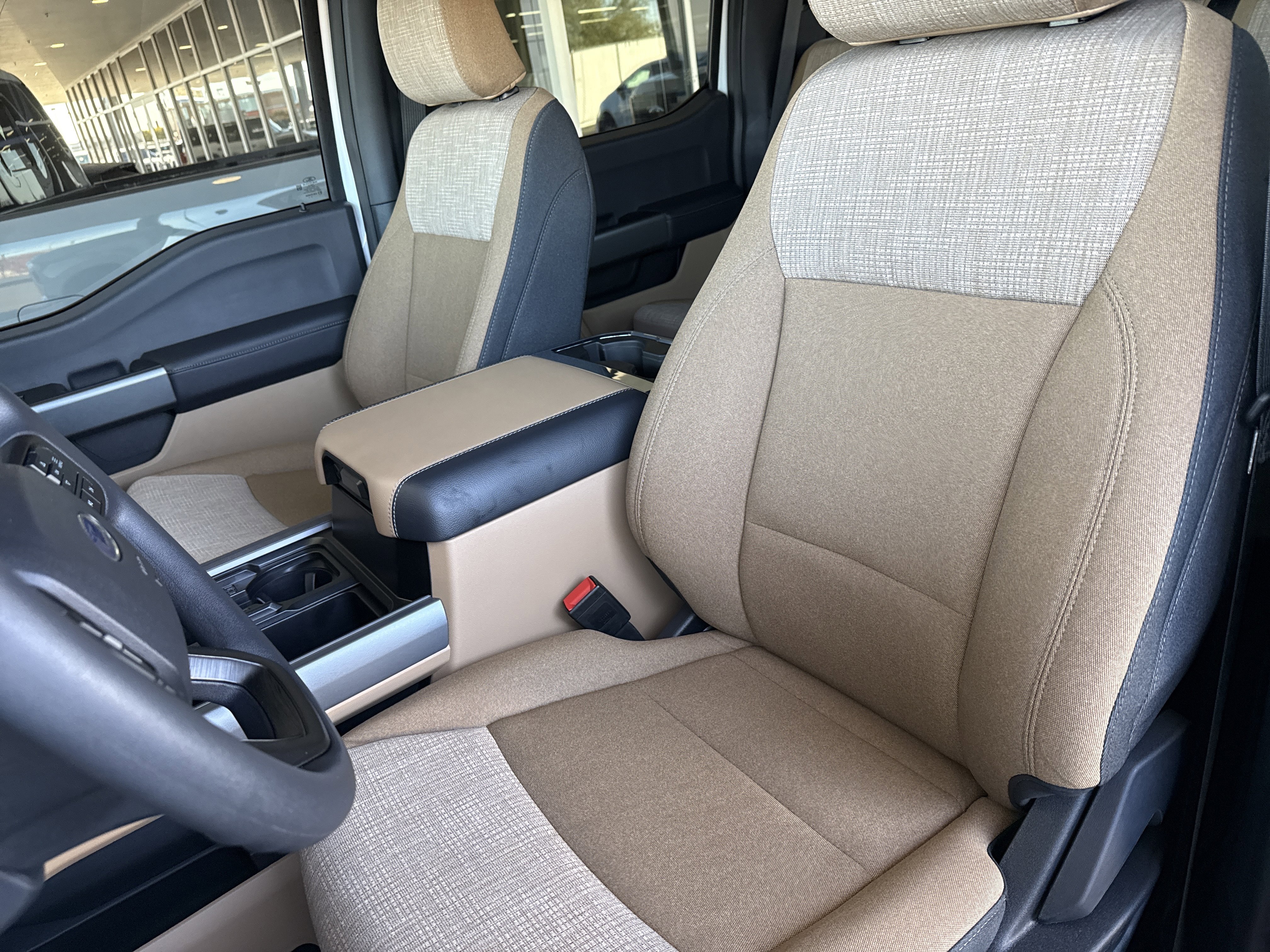 2026 Ford F-350 Super Duty XLT - Photo 21