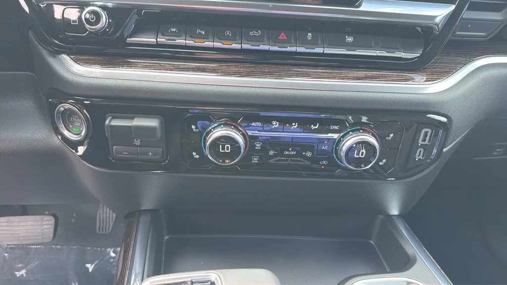 New 2026 Onyx Black GMC Elevation image 22