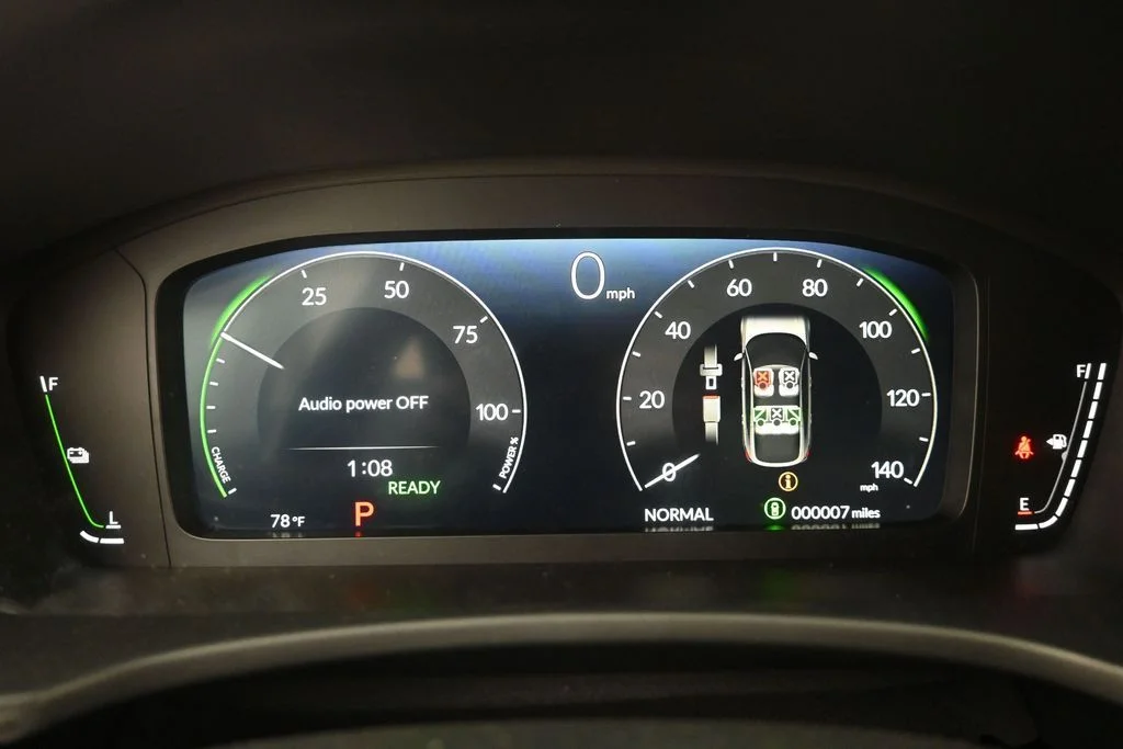 New 2026 Platinum White Pearl Honda Sport Touring image 10