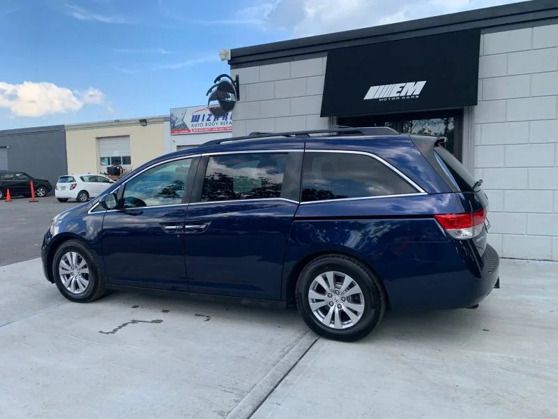 Used 2016 Blue Honda EX Minivan 4D image 6