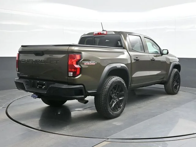 Used 2025 Brown Chevrolet Trail Boss image 9