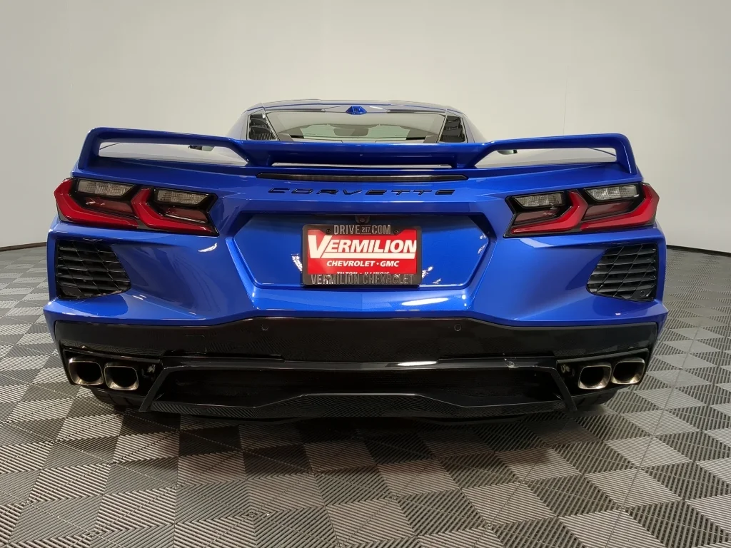 Used 2023 Elkhart Lake Blue Metallic Chevrolet 2LT image 10
