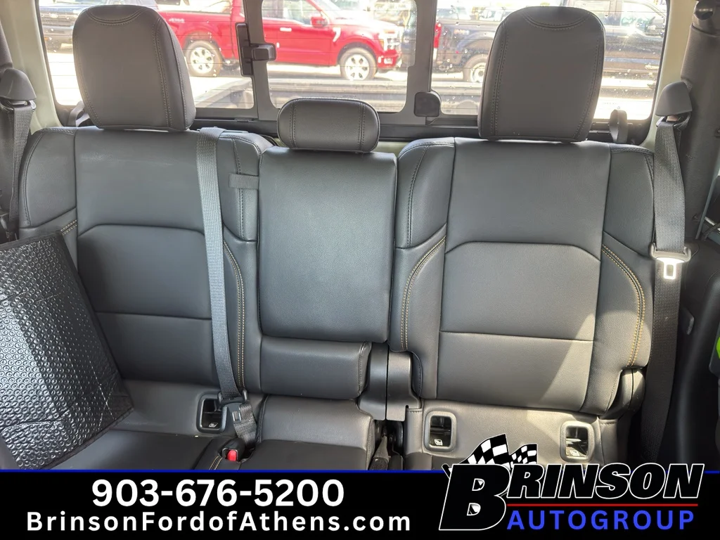 Used 2025 Anvil Clearcoat Jeep Texas Trail image 13