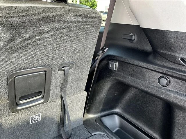Used 2021 Black Jeep Limited image 27