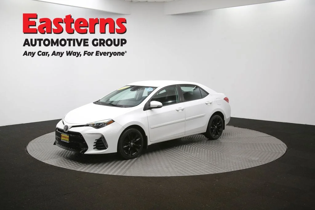Used 2018 White Toyota SE image 53