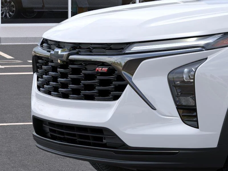 New 2026 Summit White Chevrolet 2RS image 13