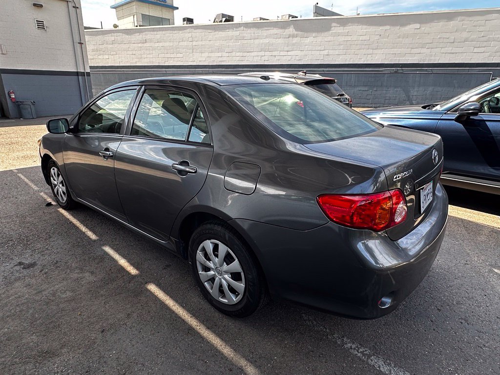 Used 2010  Toyota  image 15