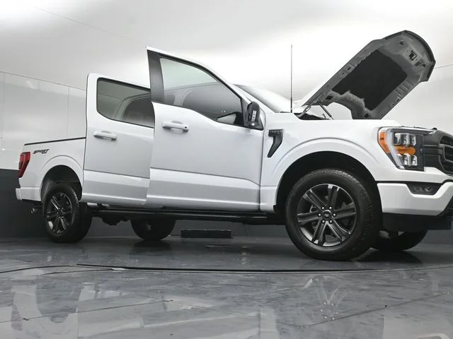 Certified Used 2023 Oxford White Ford XLT image 53
