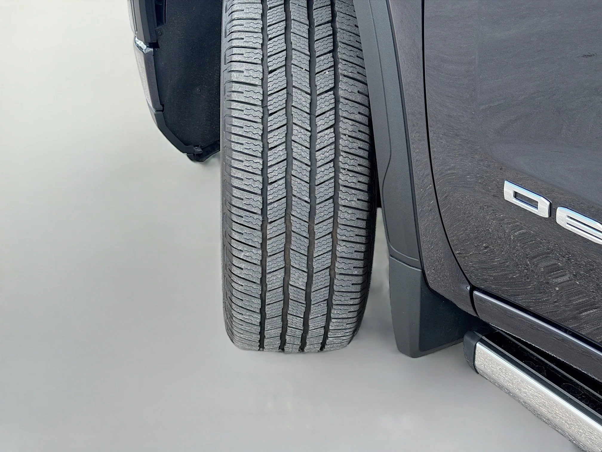 Used 2024 Titanium Rush Metallic GMC Denali image 43