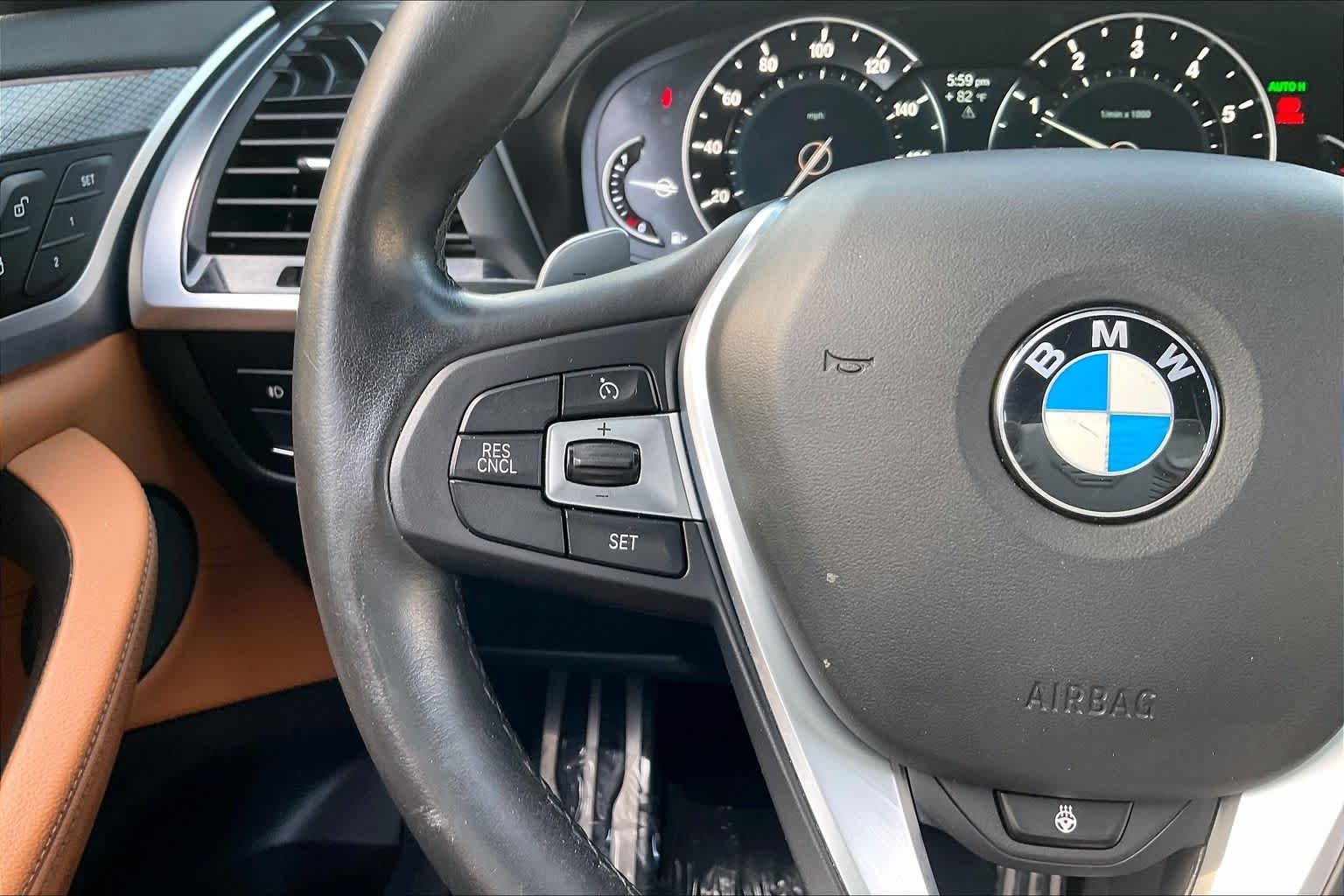 Used 2019 Phytonic Blue Metallic BMW xDrive30i image 23