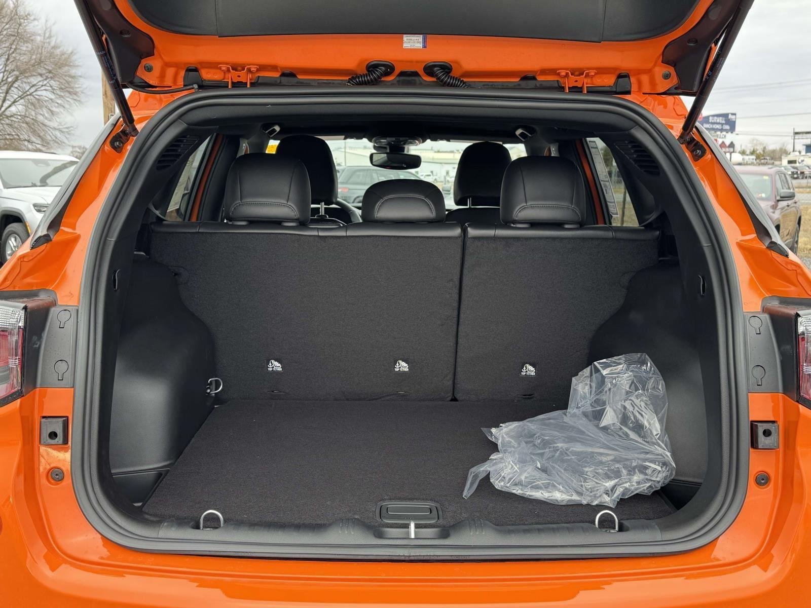 New 2026 Joose Exterior Paint Jeep Latitude Altitude image 17
