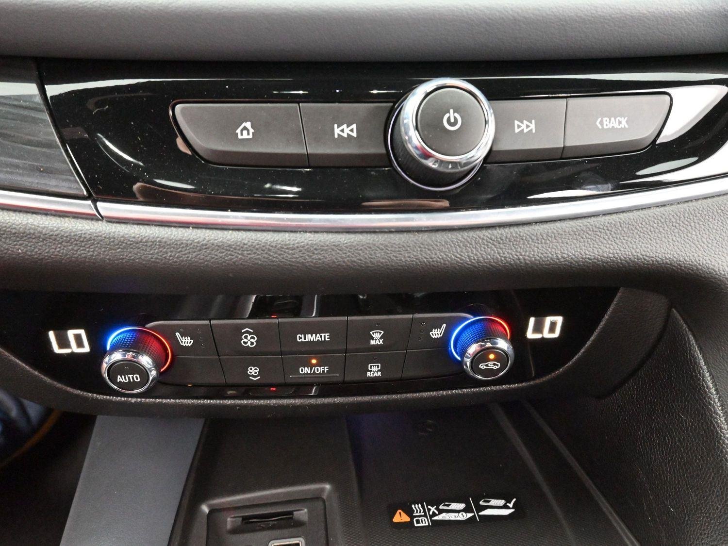 2022 Buick Enclave Essence - Photo 25