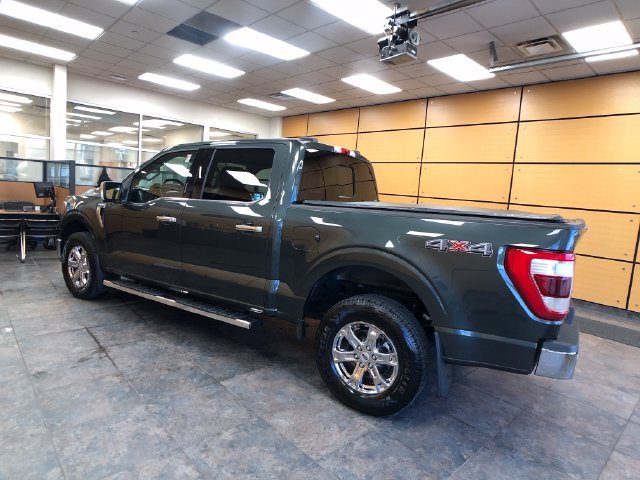 Certified Used 2021 Guard Metallic Ford Lariat image 5