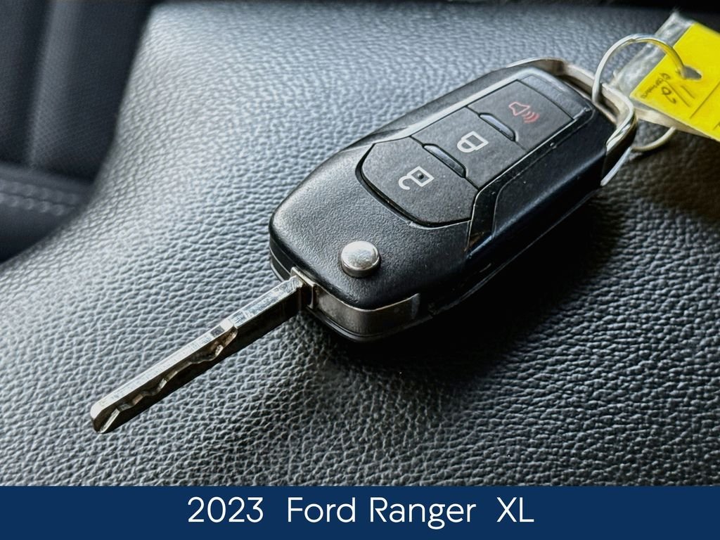 Used 2023 White Ford XL image 21