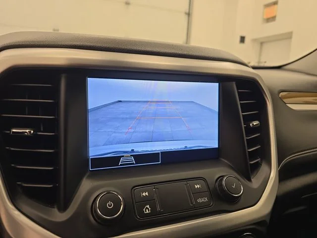 Used 2020 Summit White GMC SLE image 24