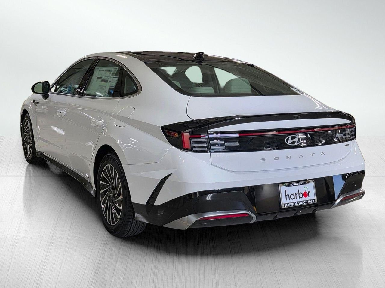 New 2026 Serenity White Hyundai SEL image 5