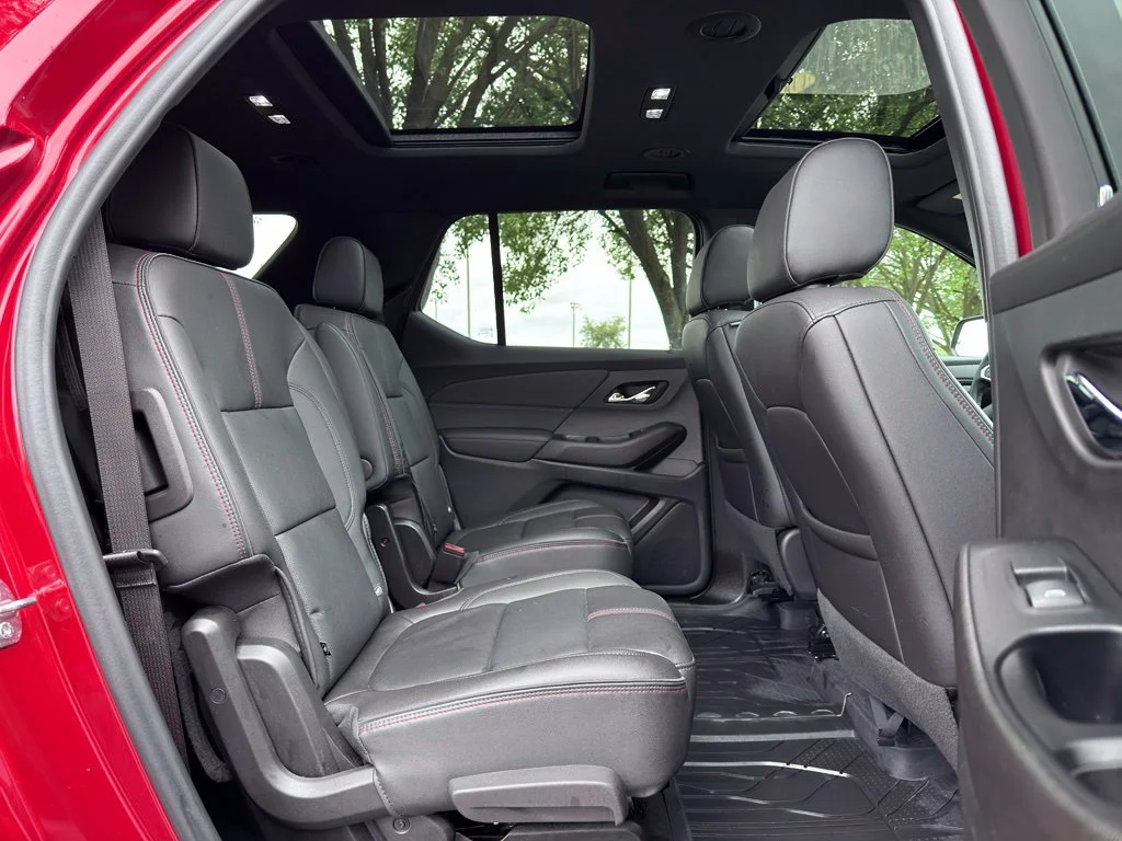 Used 2023 Red Chevrolet RS image 36