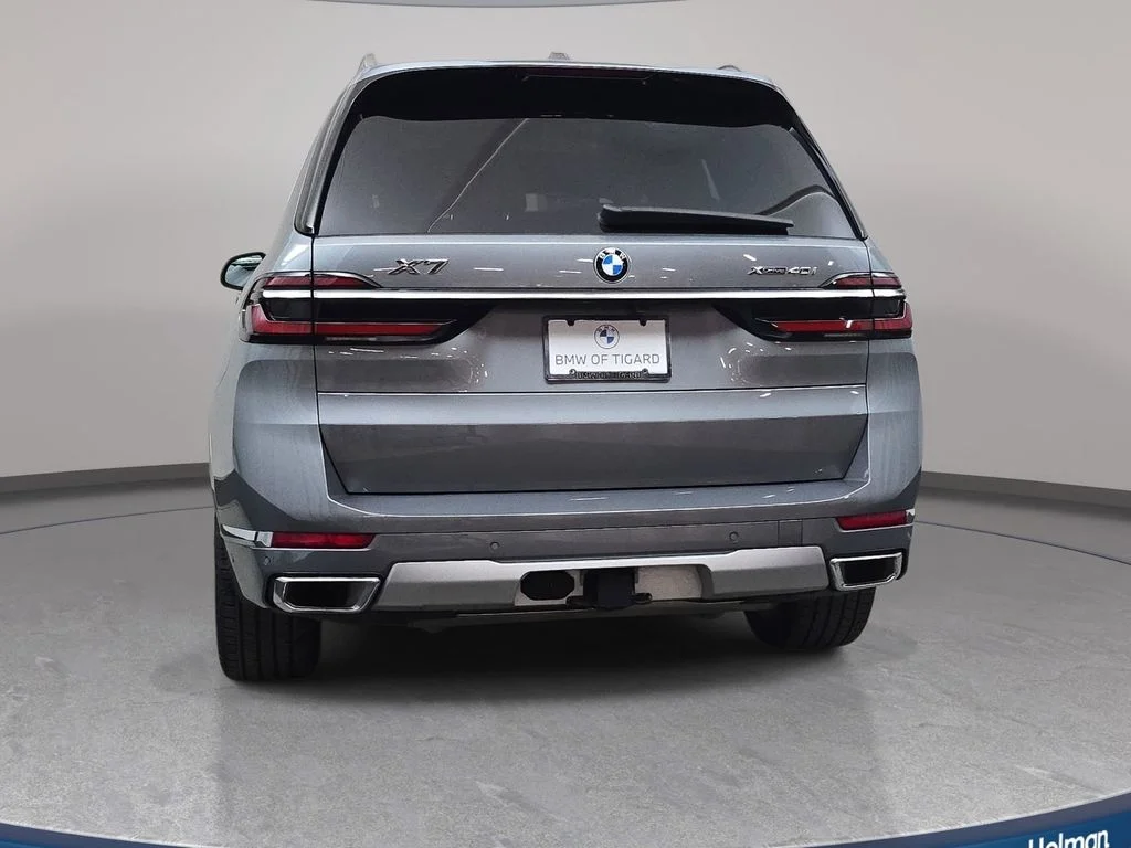 Used 2024 Skyscraper Gray Metallic BMW xDrive40i image 6