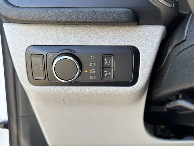 New 2026 Oxford White Ford Active® image 28