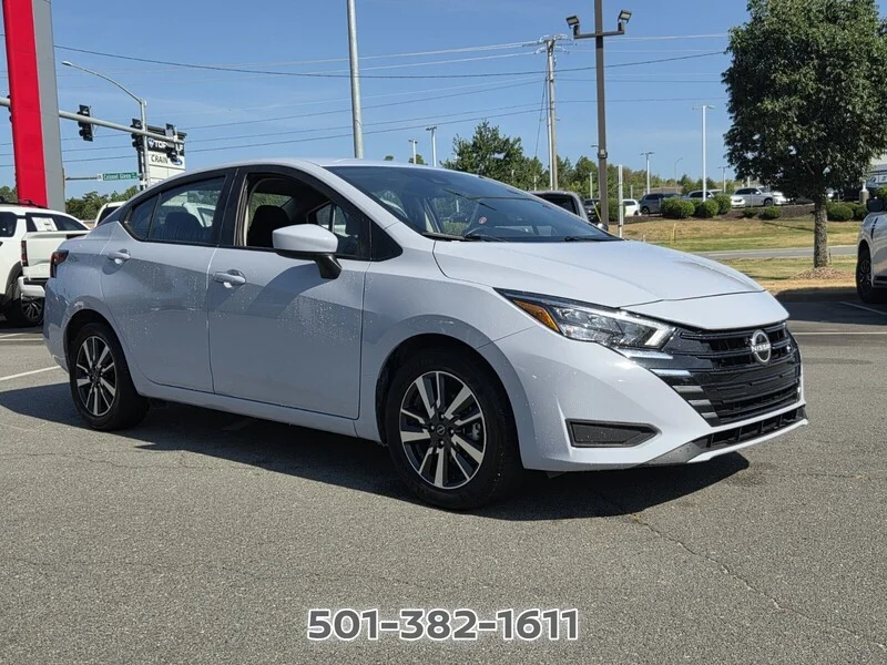 Used 2025 Pearl NISSAN SV CVT image 7