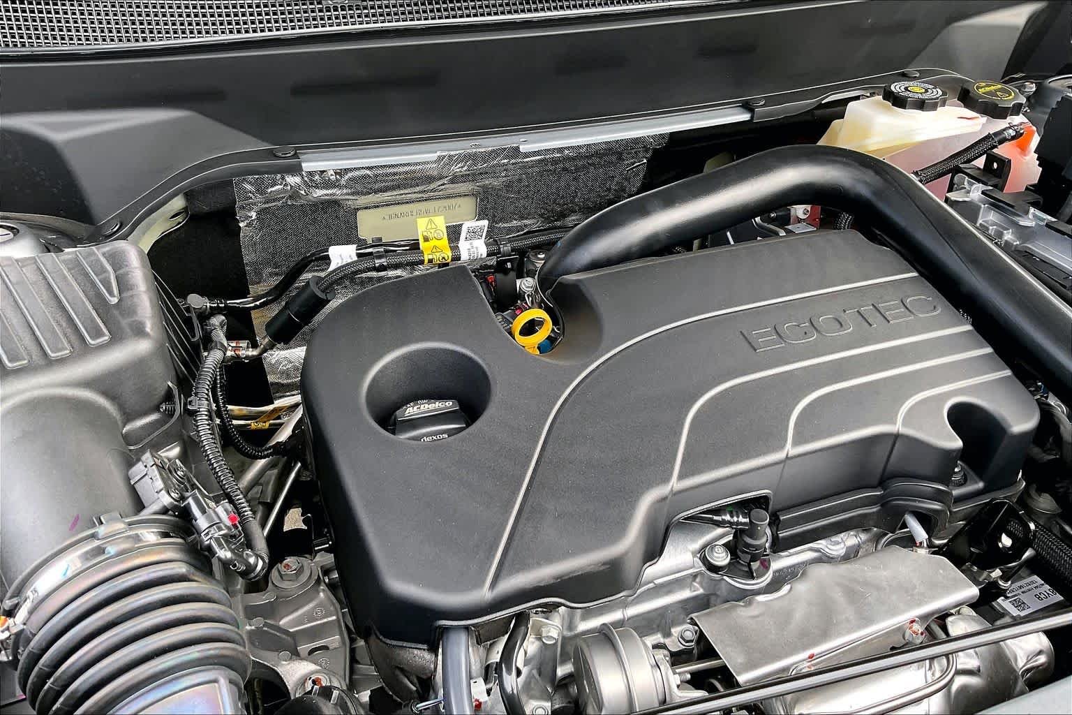 2027 Chevrolet Equinox LT - Photo 17