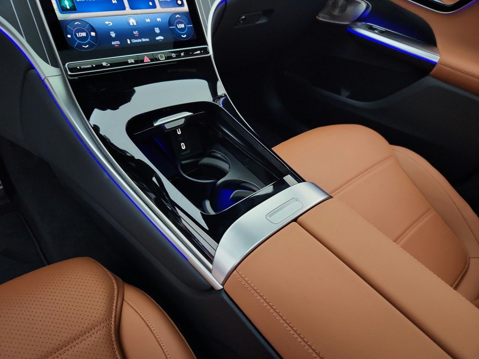 New 2027 Polar White Mercedes-Benz GLC 300 4MATIC® Coupe image 48